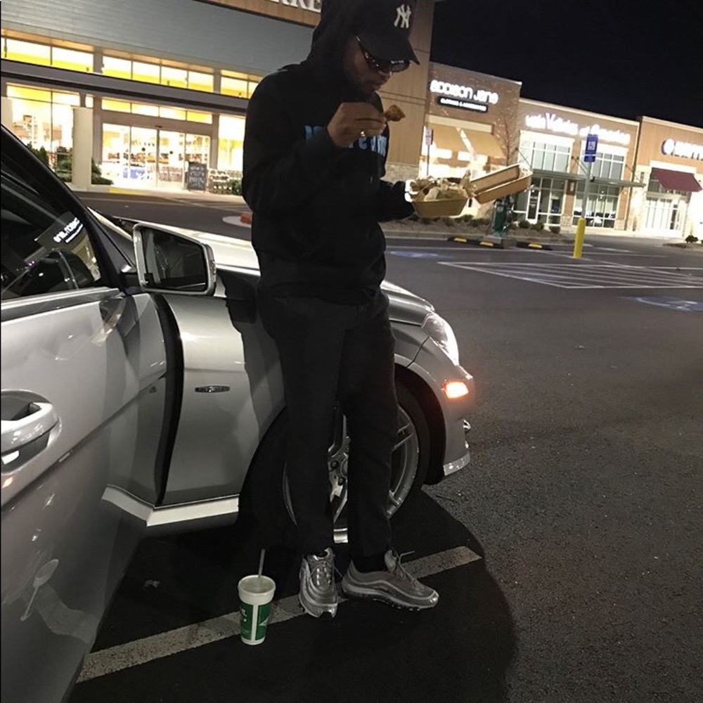 Meet your Posher, Tyler